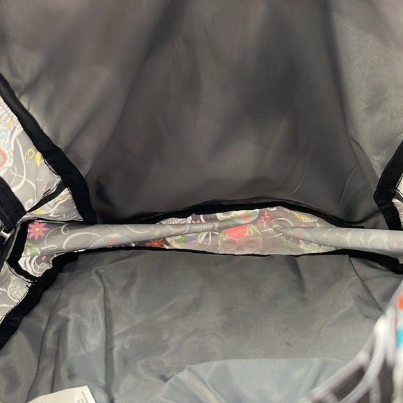 7.5 DIA De Los Muertos Toms preowned good condition and Jansport backpack lot - Picture 13 of 16